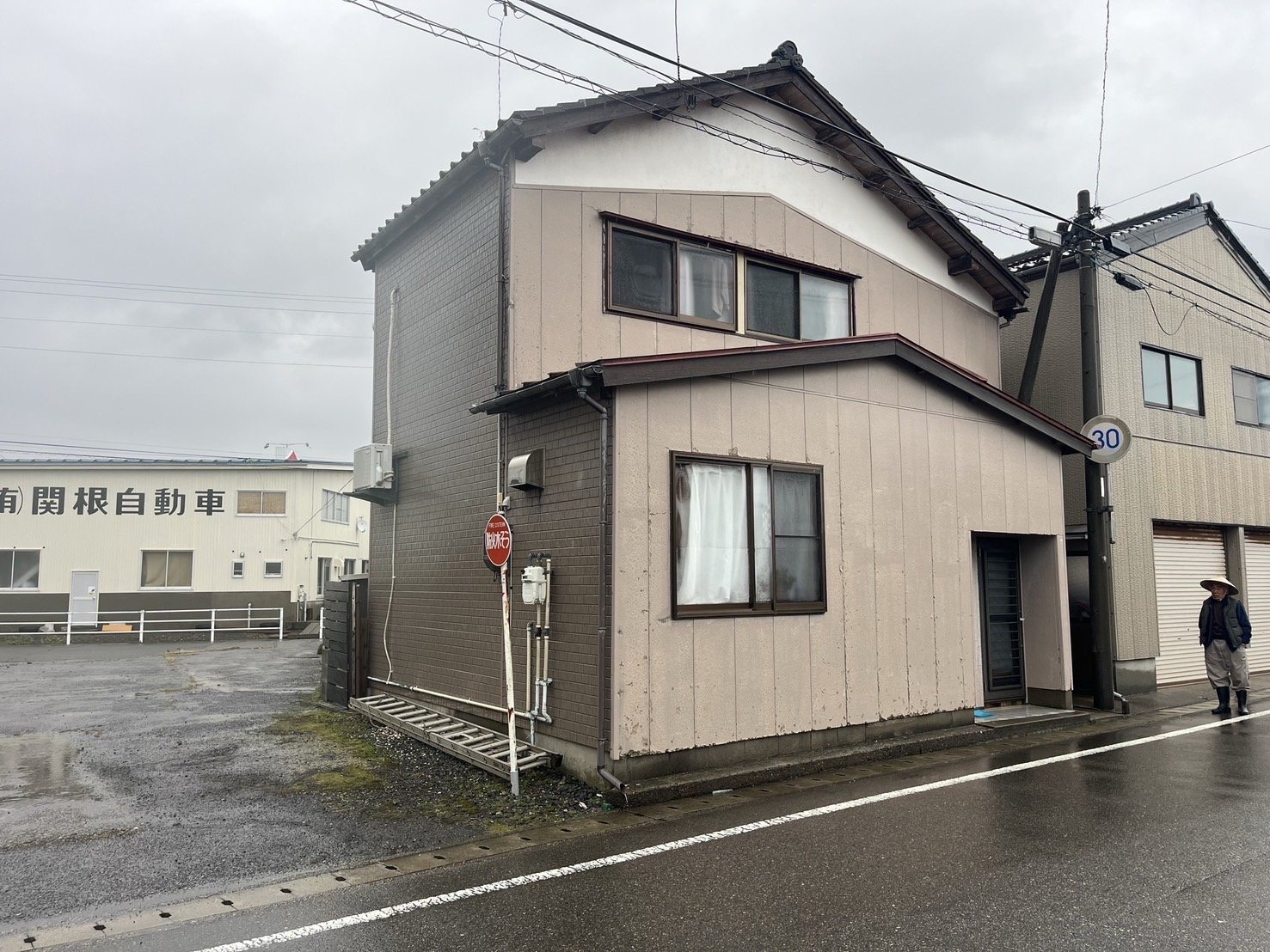 D634D363-8529-4719-AF18-5BF058167A91